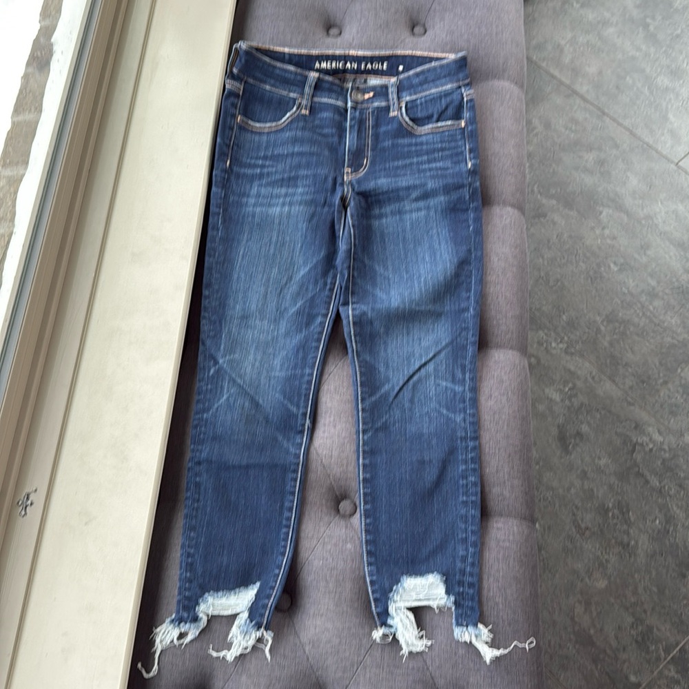 American Eagle, next level stretch, size 4 short